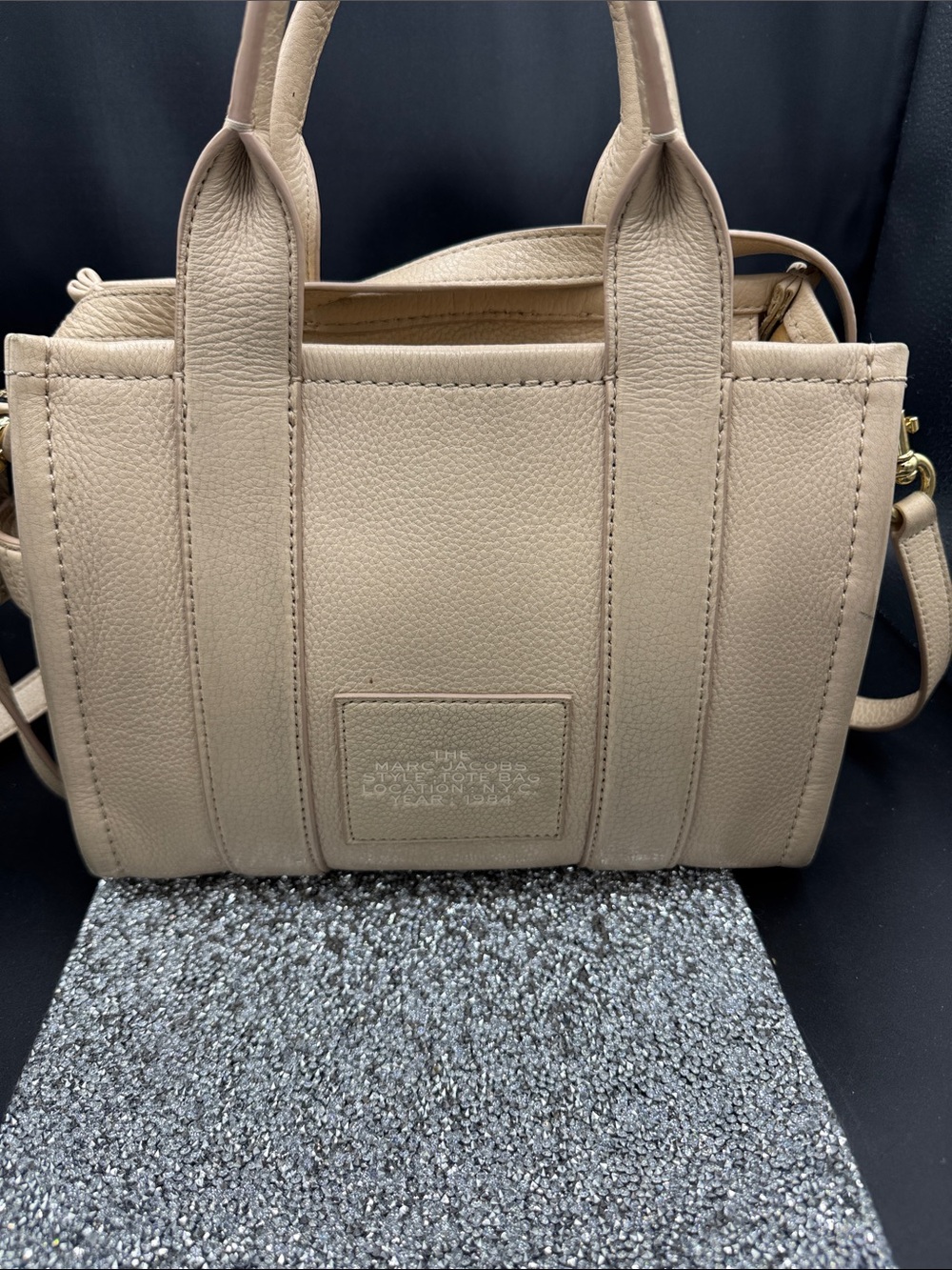 Marc Jacobs Beige Pebbled Leather The Tote Bag Satchel - Picture 2 of 9